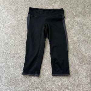 Women’s Black Capri Leggings